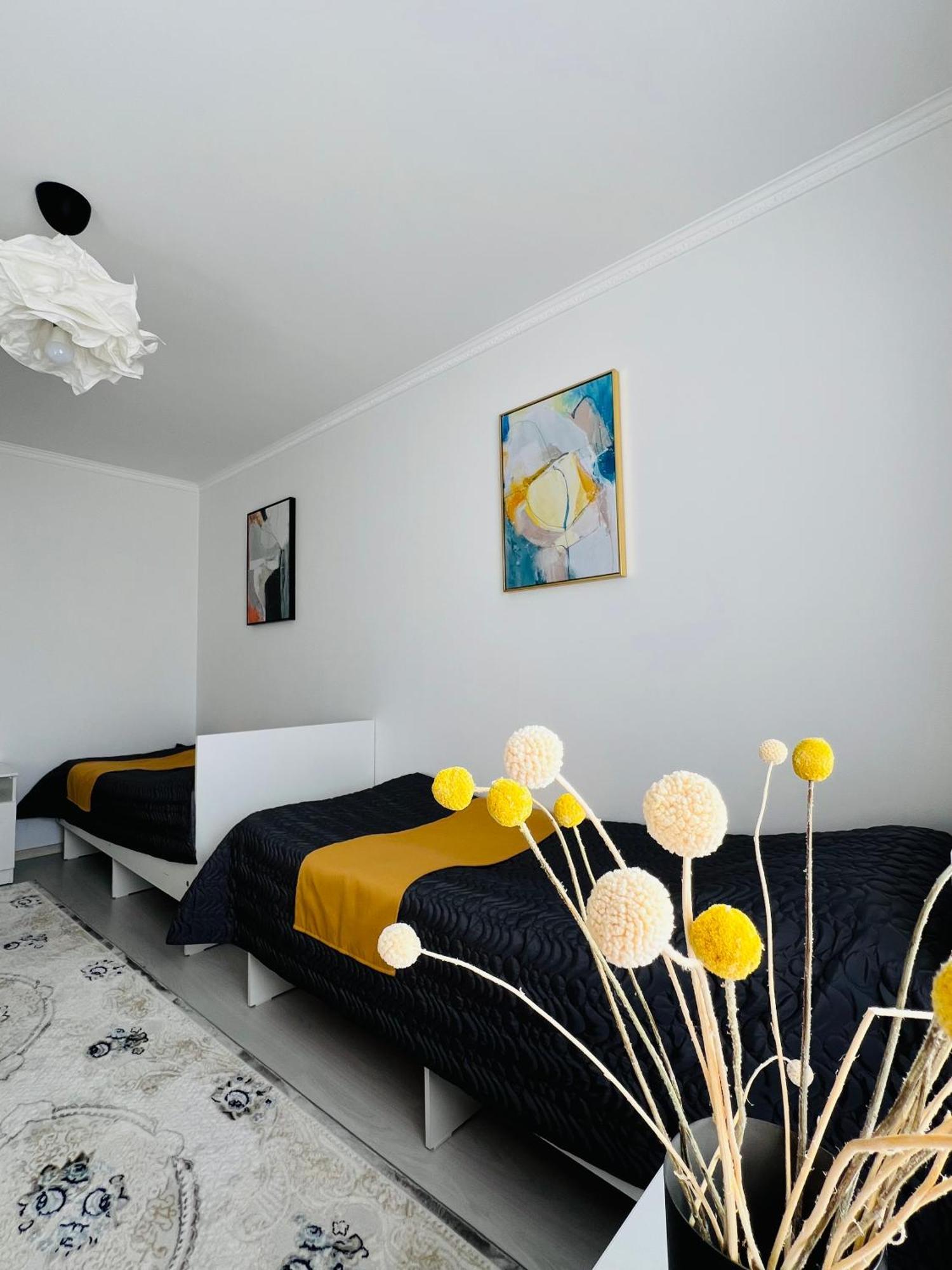 Guesthouse Greathome Karakol Buitenkant foto
