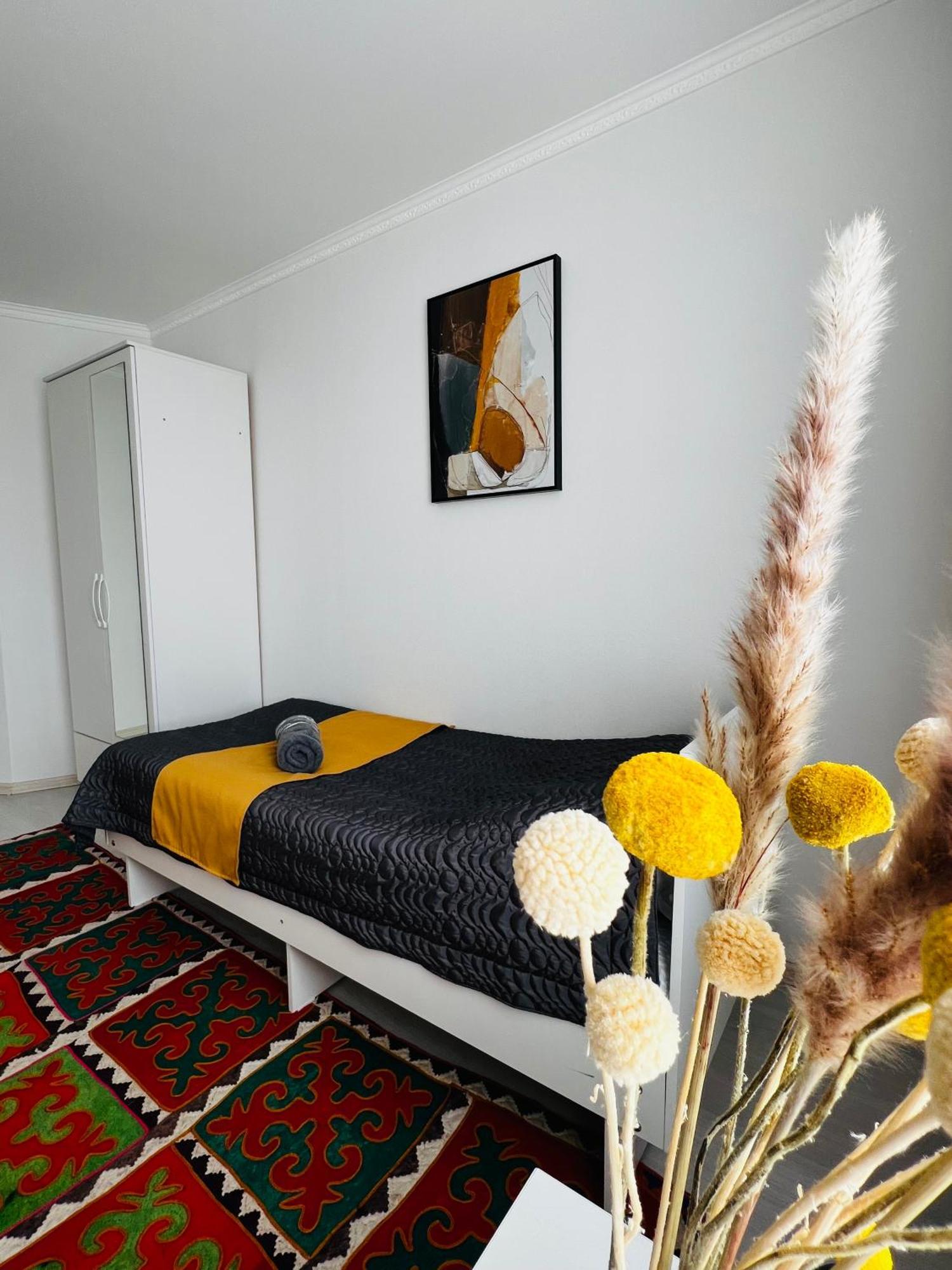 Guesthouse Greathome Karakol Buitenkant foto